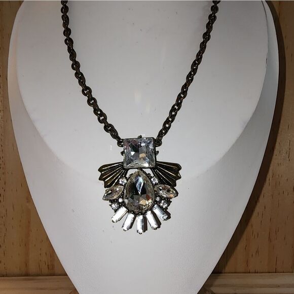 Elegant Silver and Black Statement Necklace. 17" - Picture 2 of 5